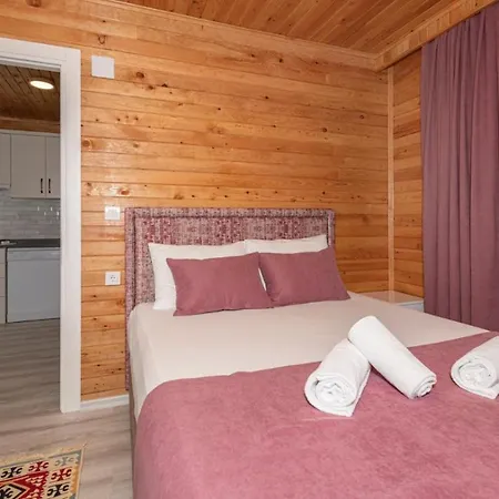 Cedrus 1-2-3-4-5 Villa