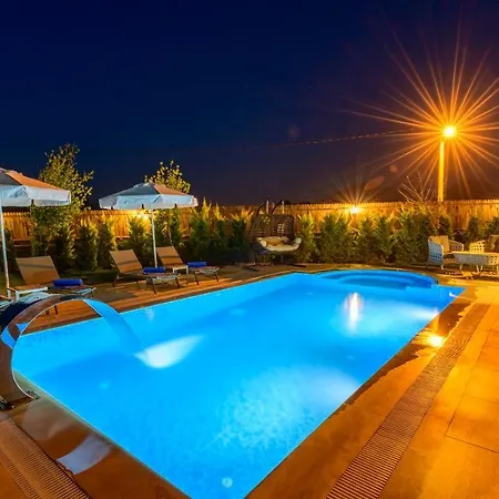 Cedrus 1-2-3-4-5 Villa