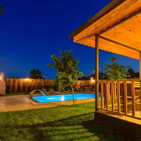 Villa Cedrus 1-2-3-4-5 *