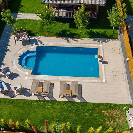Cedrus 1-2-3-4-5 Villa