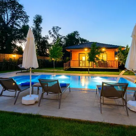 Villa Cedrus 1-2-3-4-5 *