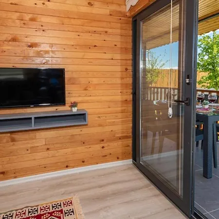 Cedrus 1-2-3-4-5 Villa *